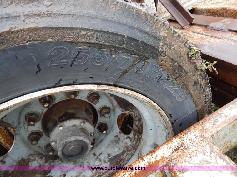 image for item G3114 1995 combine trailer