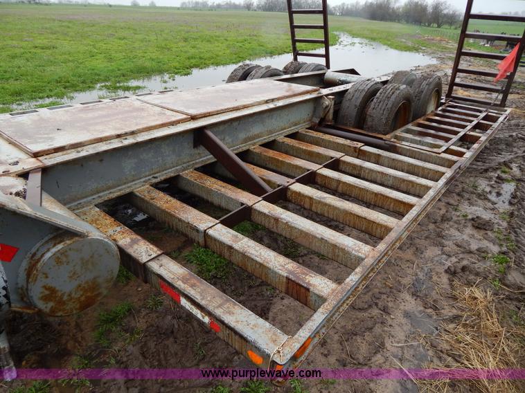 image for item G3114 1995 combine trailer