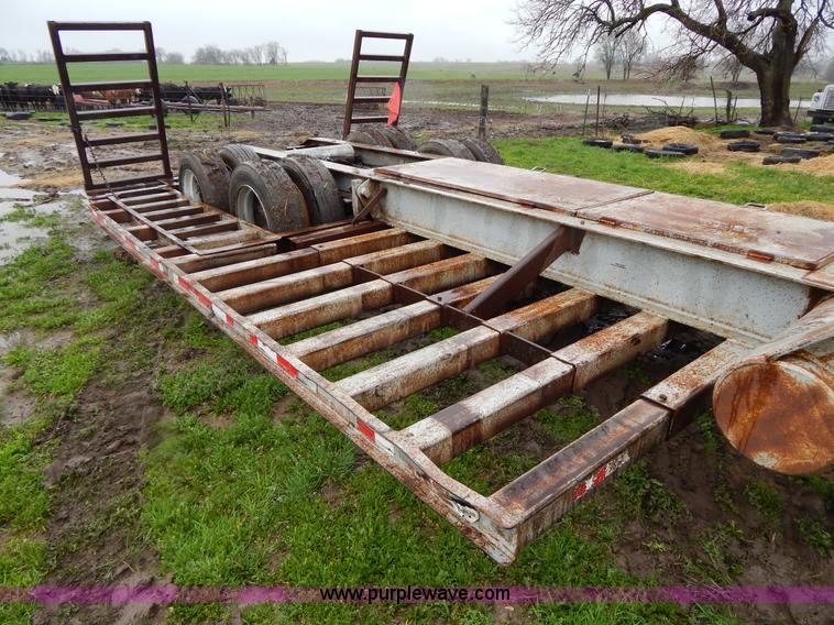 image for item G3114 1995 combine trailer