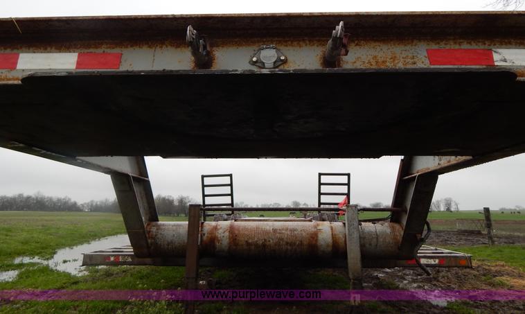 image for item G3114 1995 combine trailer