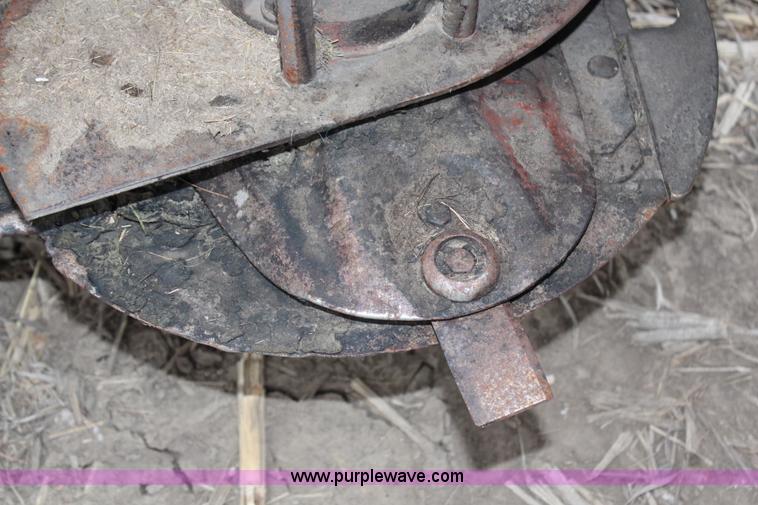 image for item G5108 1995 Hesston 1340 rotary swather