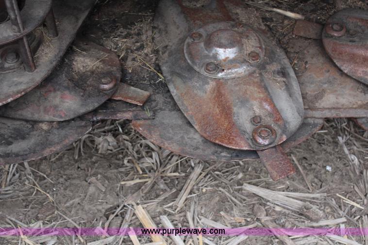 image for item G5108 1995 Hesston 1340 rotary swather