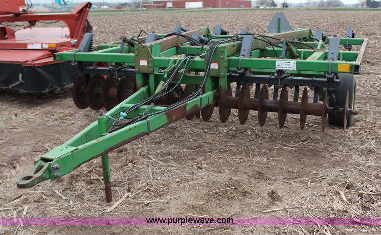 image for item G5109 John Deere 714 disk