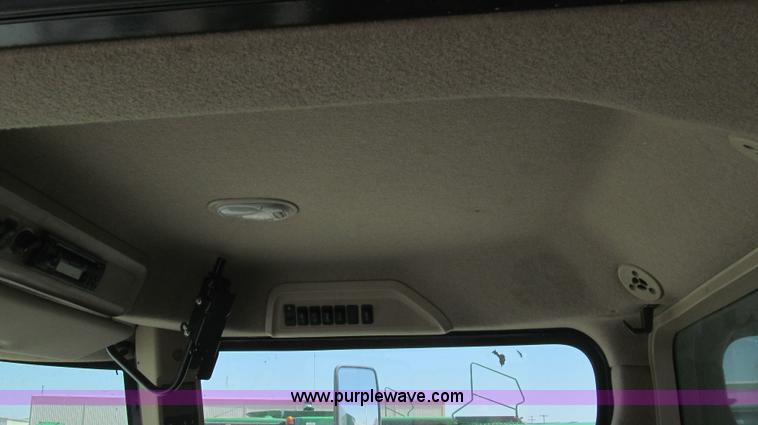 image for item G5690 2010 John Deere 9770 STS RWA combine