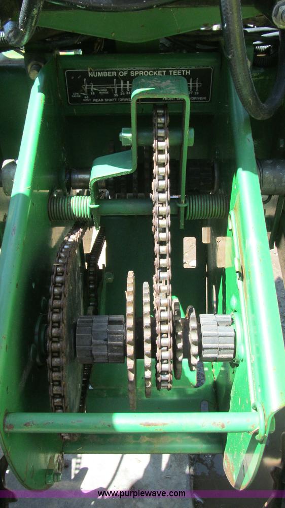 image for item G5691 John Deere 1710 Max Emerge planter