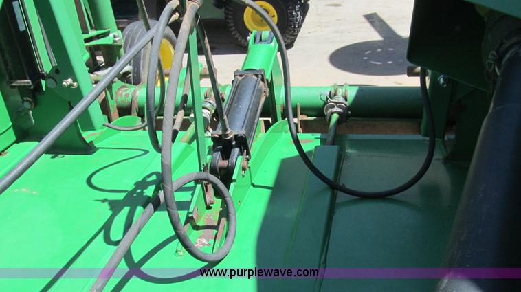 image for item G5693 John Deere HX15 bat wing rotary mower