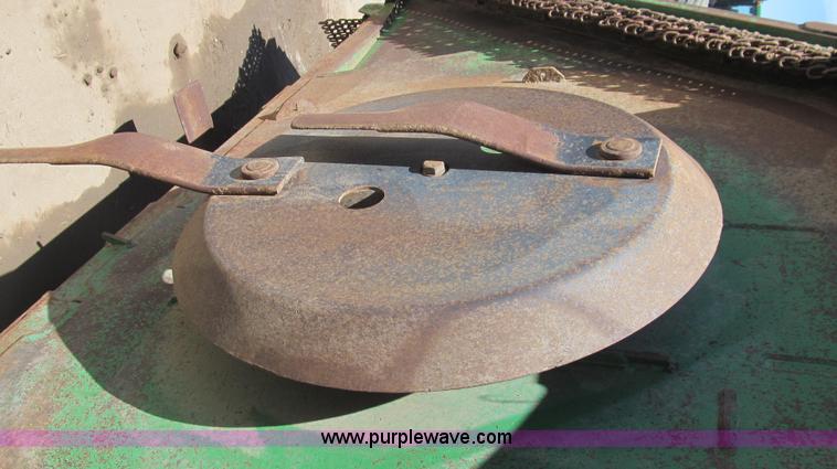 image for item G5693 John Deere HX15 bat wing rotary mower