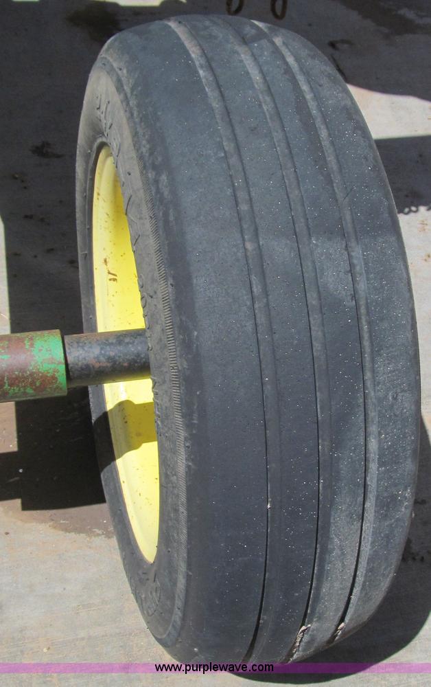 image for item G5693 John Deere HX15 bat wing rotary mower