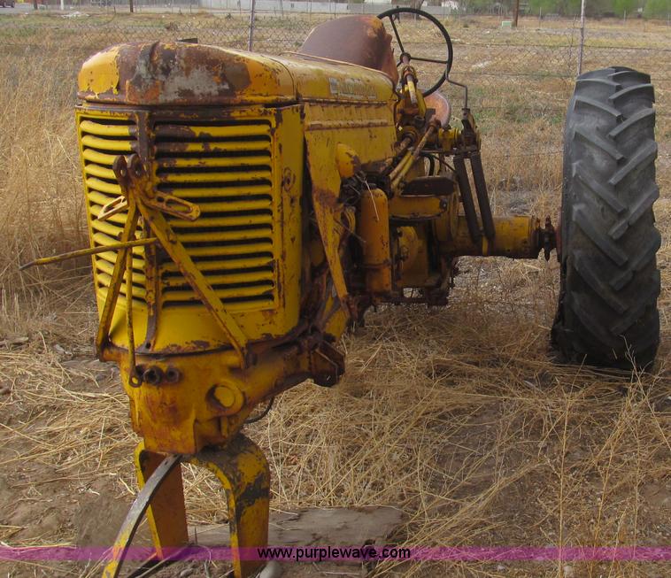 image for item G5697 Minneapolis Moline UTU tractor