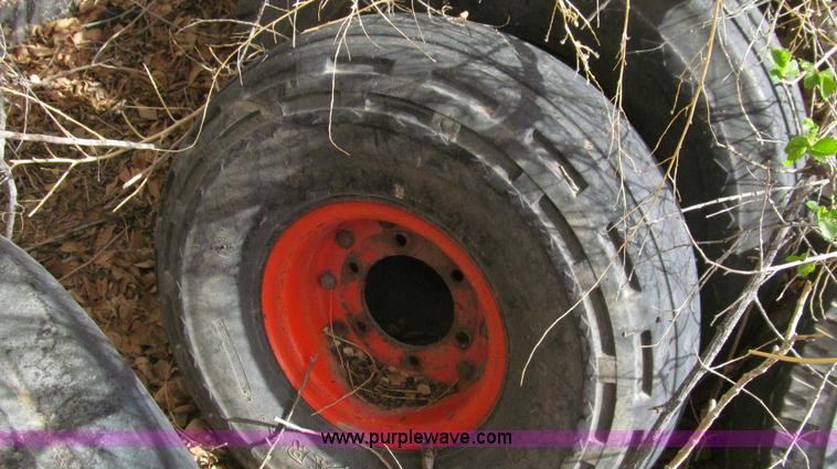 image for item G5697 Minneapolis Moline UTU tractor