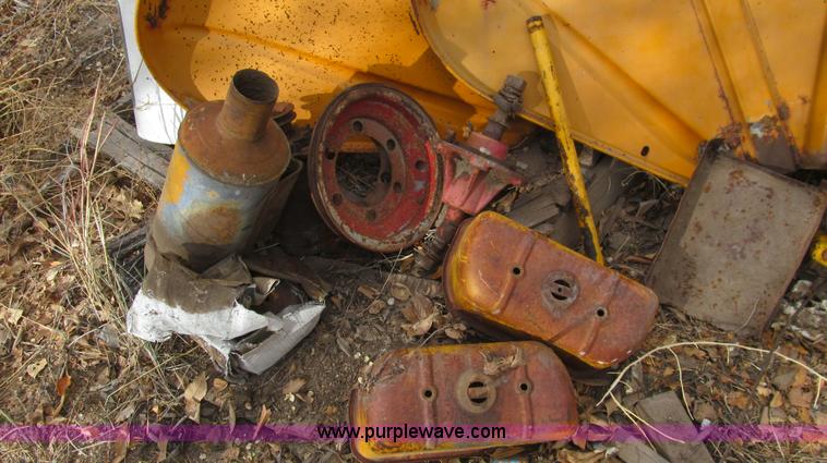 image for item G5697 Minneapolis Moline UTU tractor