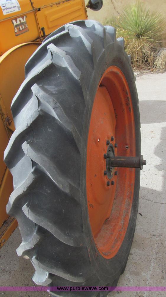image for item G5707 Minneapolis Moline RTU tractor