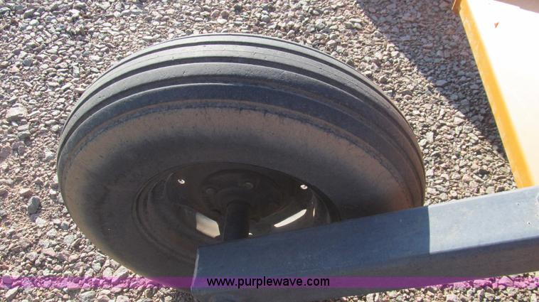 image for item G5710 2006 Woods 25' flail cutter