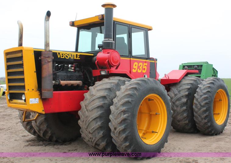 image for item H3687 1980 Versatile 935 4WD tractor