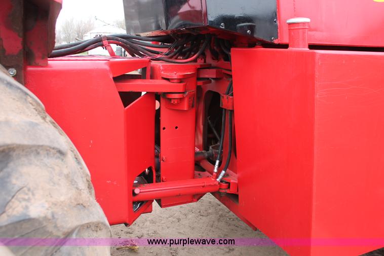 image for item H3687 1980 Versatile 935 4WD tractor