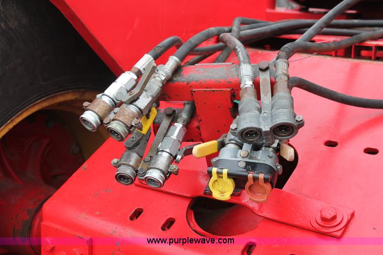 image for item H3687 1980 Versatile 935 4WD tractor