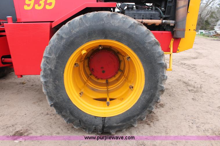 image for item H3687 1980 Versatile 935 4WD tractor