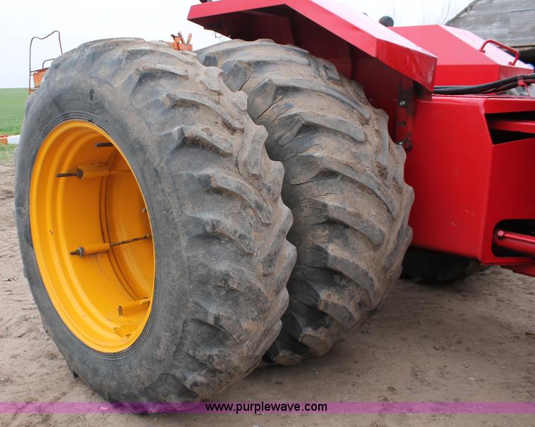 image for item H3687 1980 Versatile 935 4WD tractor