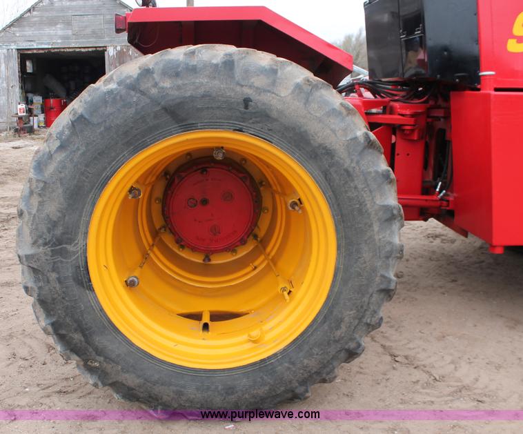 image for item H3687 1980 Versatile 935 4WD tractor