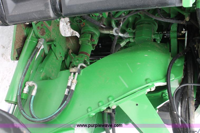 image for item H3706 2009 John Deere 9530 4WD tractor