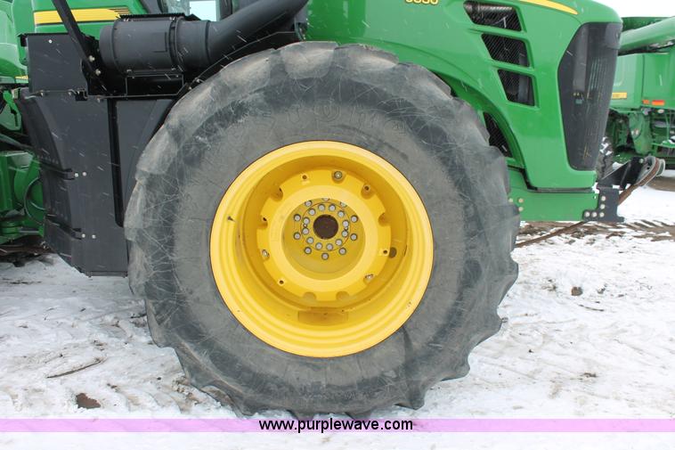 image for item H3706 2009 John Deere 9530 4WD tractor