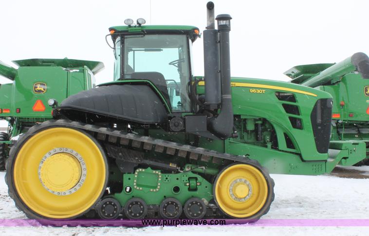 image for item H3707 2009 John Deere 9630T tractor