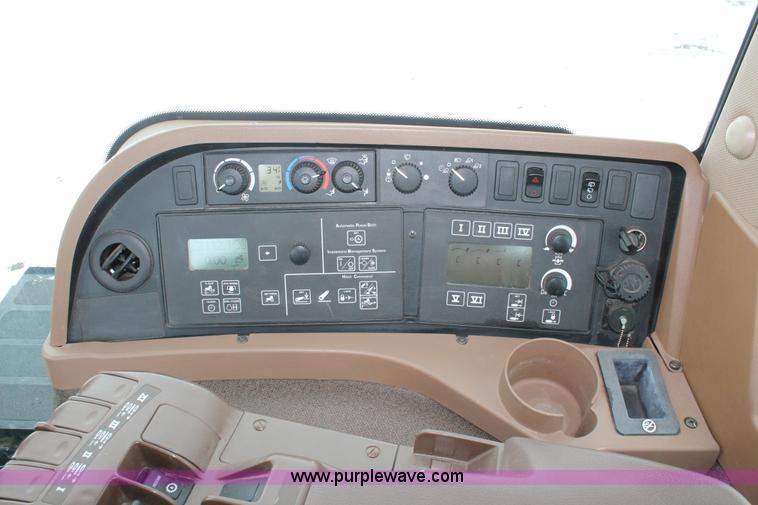 image for item H3707 2009 John Deere 9630T tractor