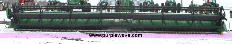 image for item H3712 2009 John Deere 635F HydraFlex platform header