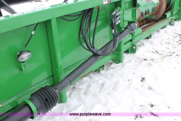image for item H3712 2009 John Deere 635F HydraFlex platform header