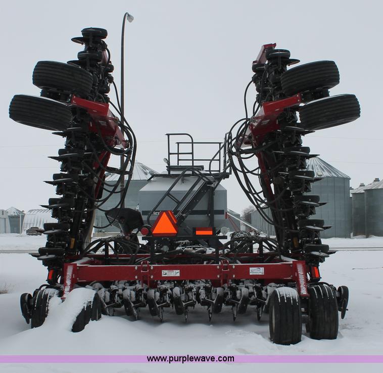 image for item H3713 2005 Case IH SDX40 No-till Air seed drill with Flexicoil 2340 air cart