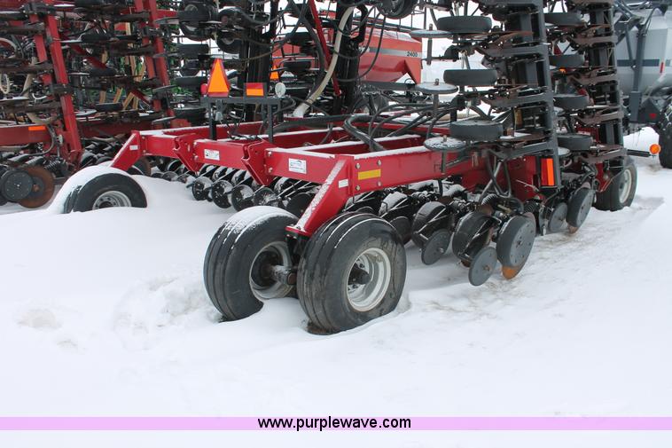 image for item H3713 2005 Case IH SDX40 No-till Air seed drill with Flexicoil 2340 air cart
