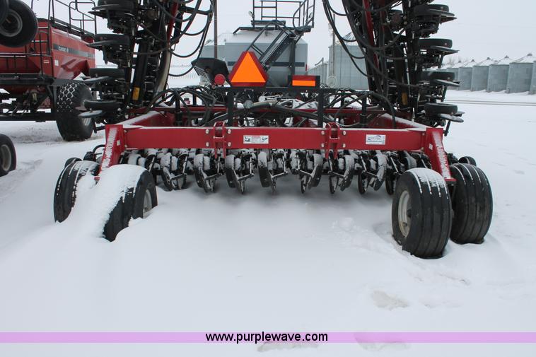 image for item H3713 2005 Case IH SDX40 No-till Air seed drill with Flexicoil 2340 air cart