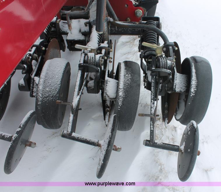image for item H3713 2005 Case IH SDX40 No-till Air seed drill with Flexicoil 2340 air cart