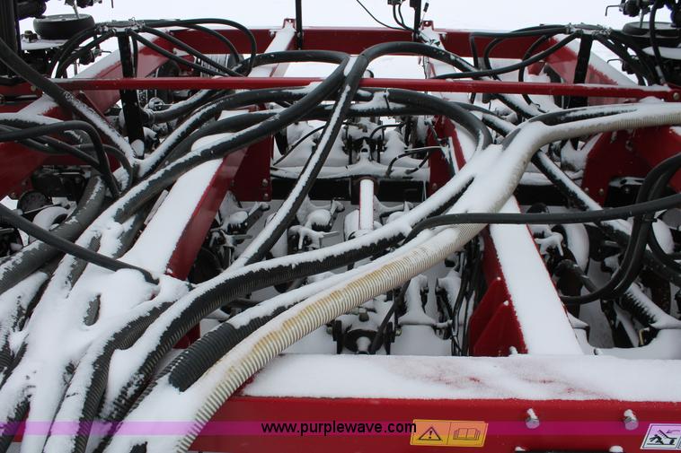 image for item H3713 2005 Case IH SDX40 No-till Air seed drill with Flexicoil 2340 air cart