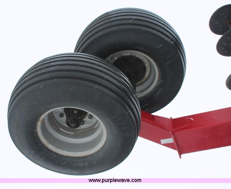 image for item H3713 2005 Case IH SDX40 No-till Air seed drill with Flexicoil 2340 air cart