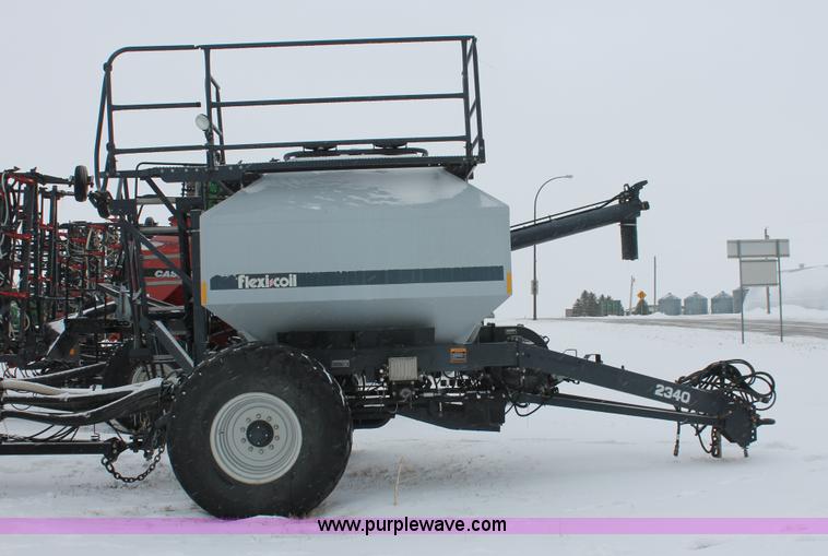 image for item H3713 2005 Case IH SDX40 No-till Air seed drill with Flexicoil 2340 air cart