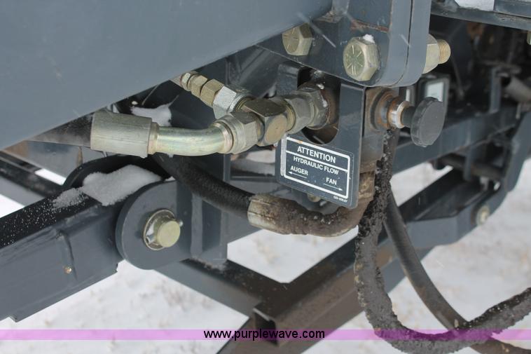 image for item H3713 2005 Case IH SDX40 No-till Air seed drill with Flexicoil 2340 air cart