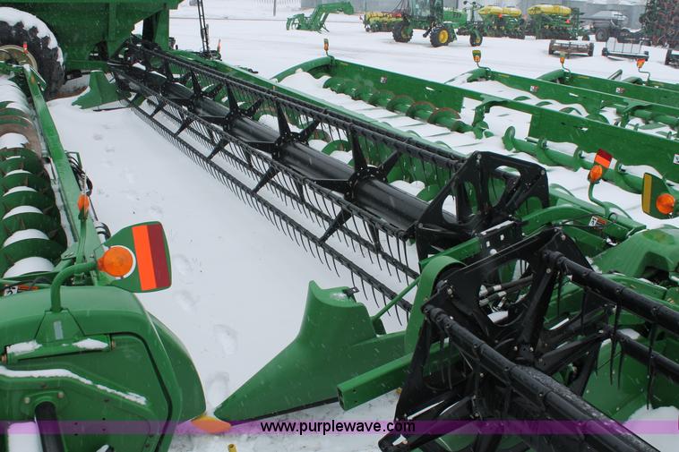 image for item H3714 2009 John Deere 635F HydraFlex platform header