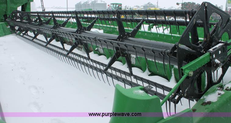 image for item H3714 2009 John Deere 635F HydraFlex platform header