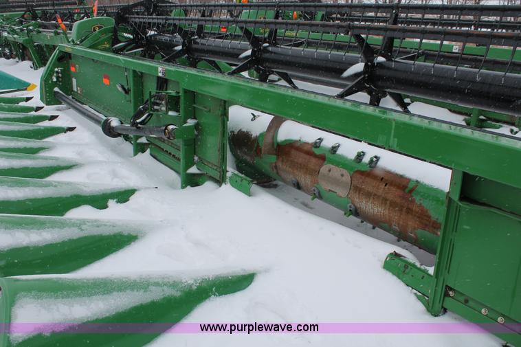 image for item H3714 2009 John Deere 635F HydraFlex platform header