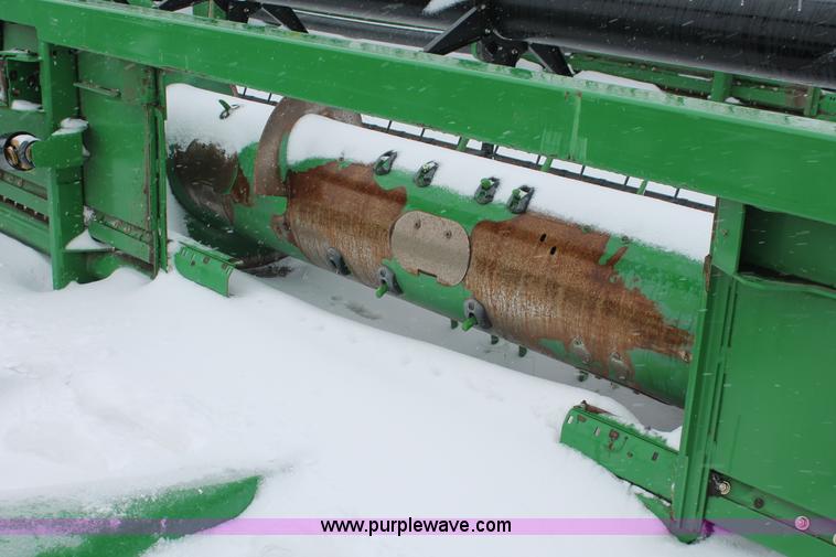 image for item H3714 2009 John Deere 635F HydraFlex platform header