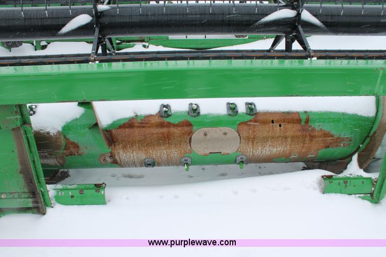 image for item H3714 2009 John Deere 635F HydraFlex platform header