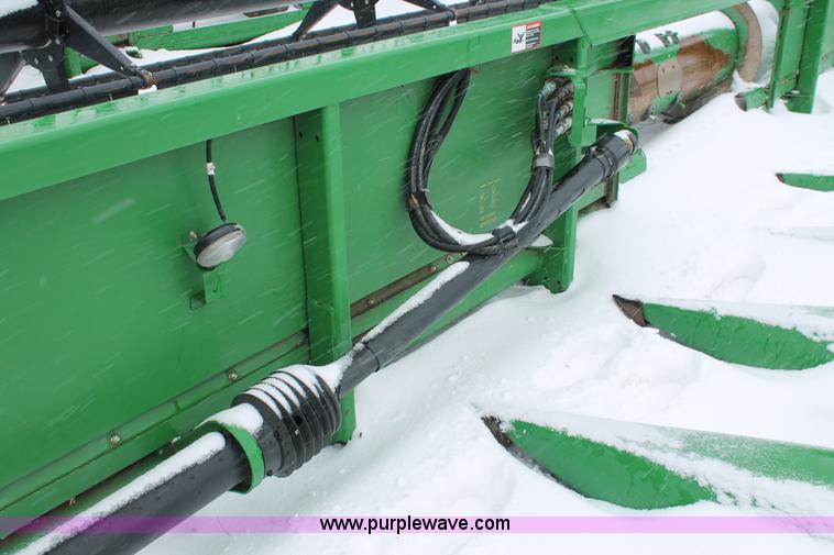 image for item H3714 2009 John Deere 635F HydraFlex platform header
