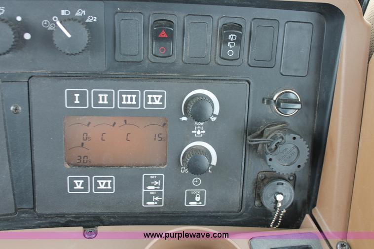 image for item H3722 2010 John Deere 9630 4WD tractor