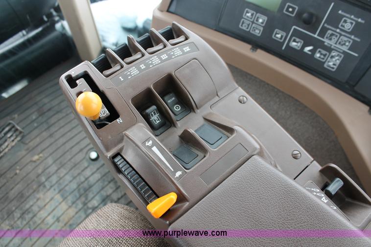 image for item H3722 2010 John Deere 9630 4WD tractor