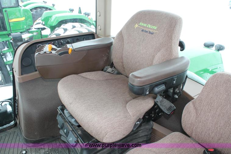 image for item H3722 2010 John Deere 9630 4WD tractor