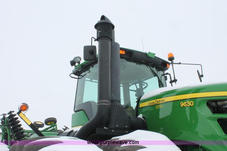 image for item H3722 2010 John Deere 9630 4WD tractor