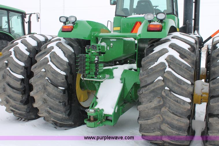 image for item H3722 2010 John Deere 9630 4WD tractor