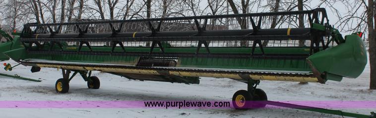 image for item H3745 2010 John Deere 635D HydraFloat draper head