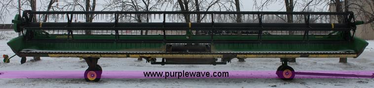 image for item H3745 2010 John Deere 635D HydraFloat draper head